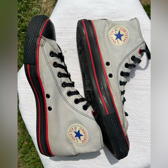 Converse Rare High Top Sneakers Product Red Campaign Men 11.5 Woman 13.5 - Picture 4 of 9